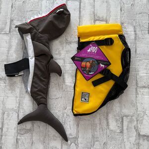 Fido Float Small Dog Life Jacket Vest Flotation Device and Shark Costume S/M
